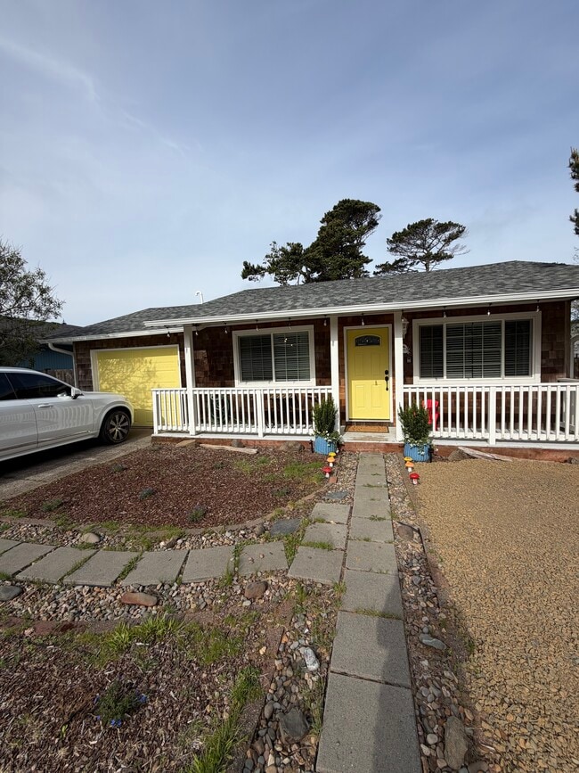 Photo - 2159 NW Keel Ave