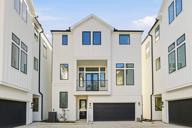 Building Photo - 3826 Wilmer St