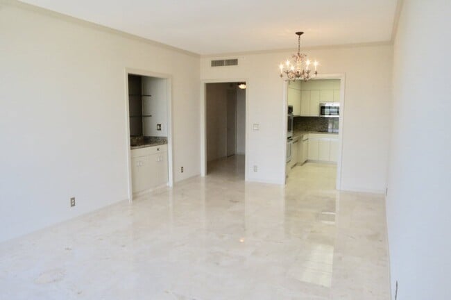 Photo - 5110 San Felipe St