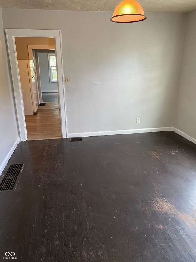 Photo - 856 N Bradley Ave