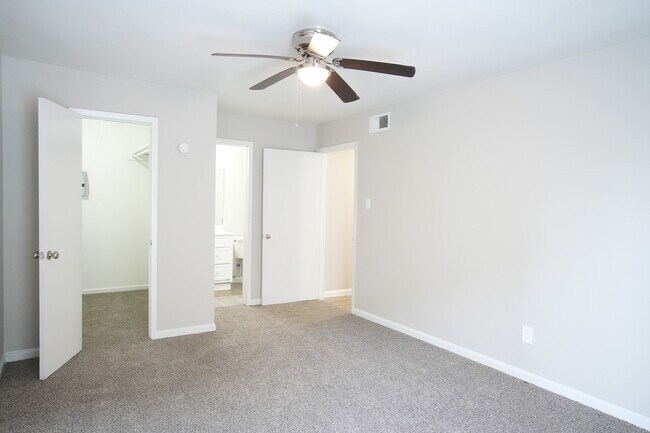 Photo - 12550 John F Kennedy Blvd