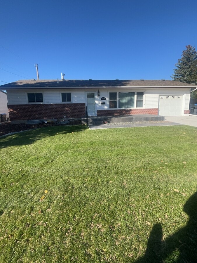 Photo - 358 Bocage Dr