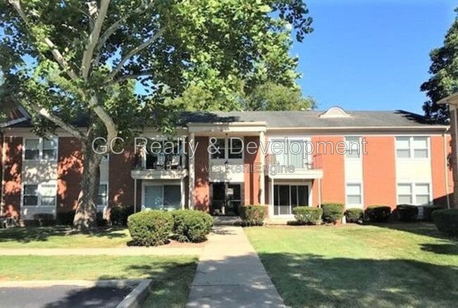 Building Photo - 9 Simpson St Unit G