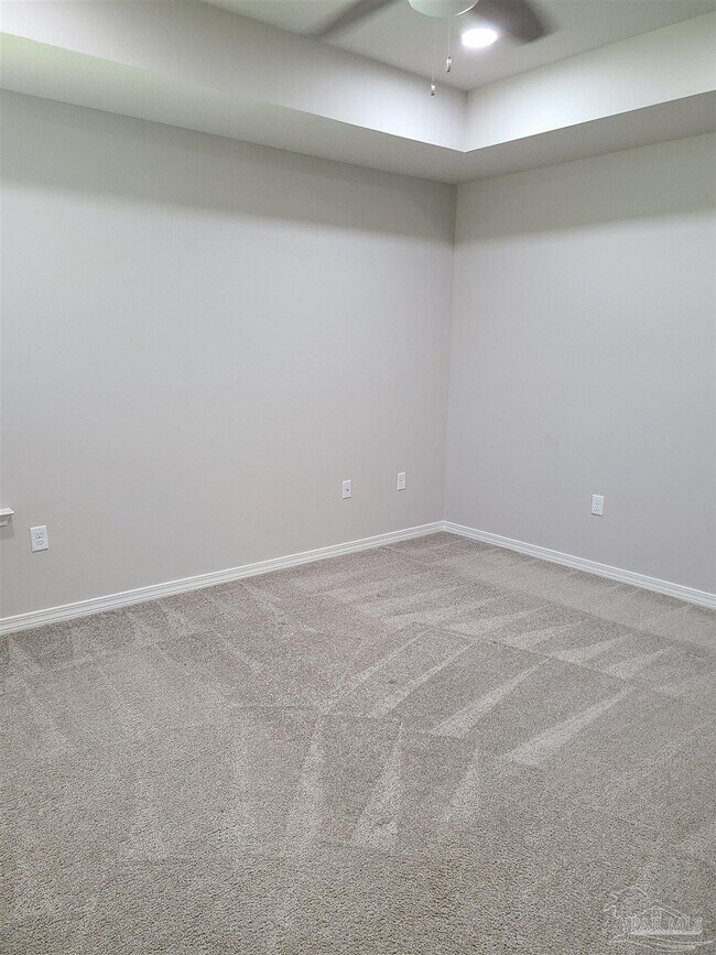 Photo - 715 W Ensley St