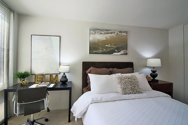 Photo - 1130 N Clark St Unit 1109