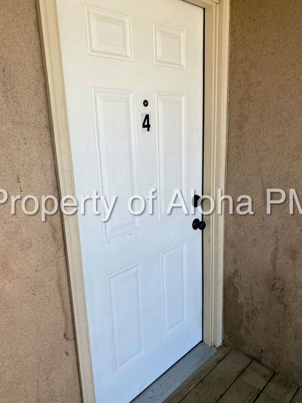 Photo - 1063 W Pine Ave