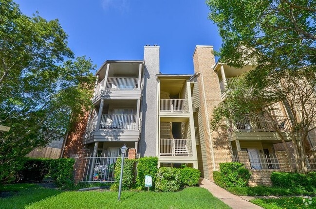 Building Photo - 11201 Lynbrook Dr Unit 3823 Rental