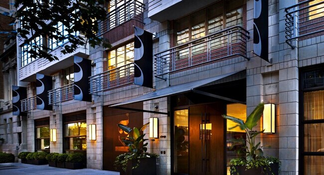 Photo - 728 17th St NW Unidad ID1373191P