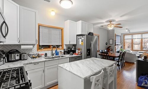 Photo - 2033 W Huron St Unit 01