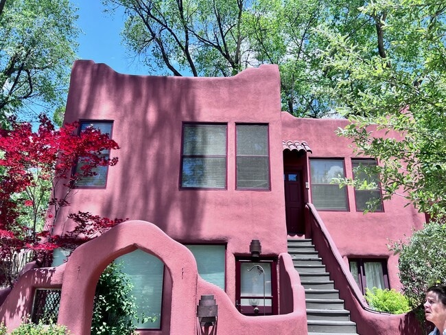 Photo - 316 Burch St Townhome