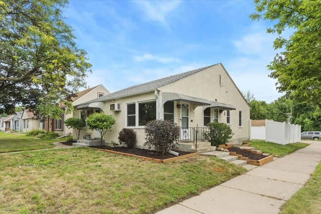 Photo - 2916 52nd Ave N