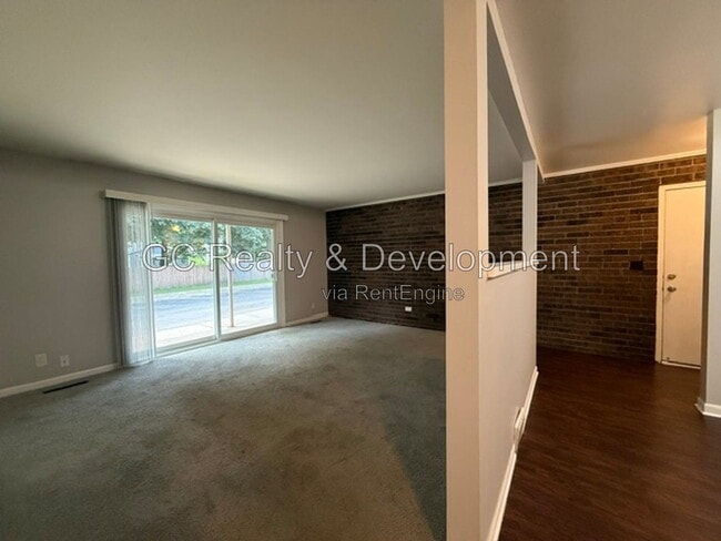 Photo - 20 Simpson St Unit E