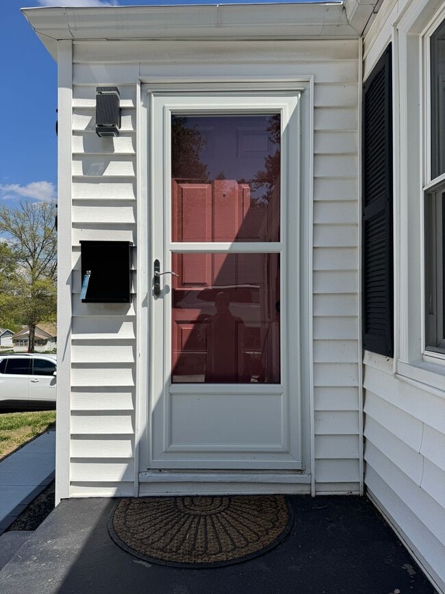 Photo - Massive Parking + Finished Basement Near UNMC & Downtown – $2,000/mo