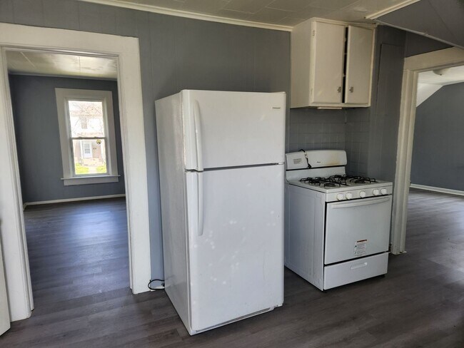 Photo - 2201 W 2nd St