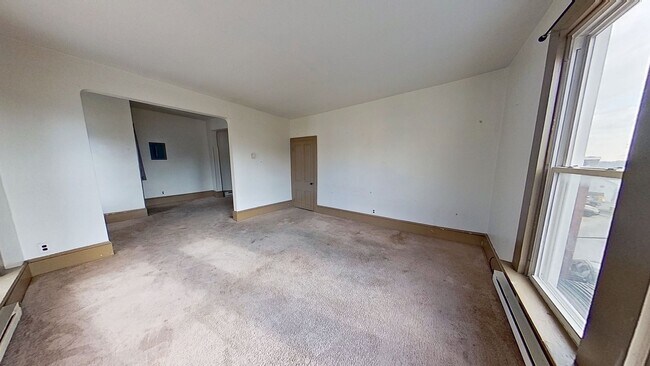 Photo - Spacious 2 Bedroom Apartment