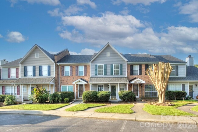 Photo - 8268 Golf Ridge Dr