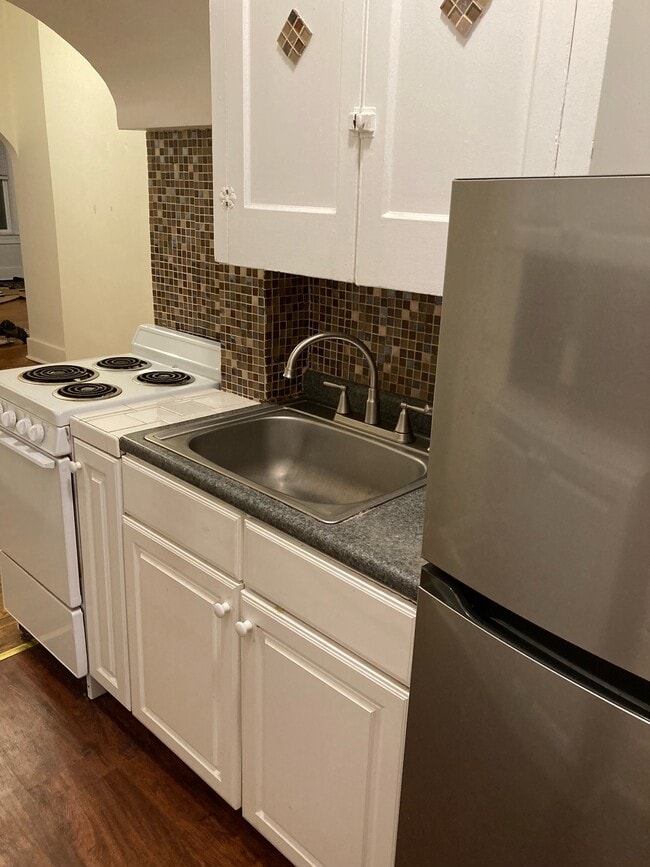 Photo - 6319 Monitor St