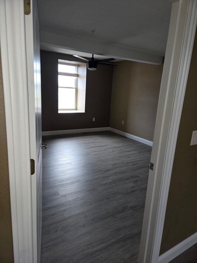 Photo - 208 3rd Ave W Unit 202