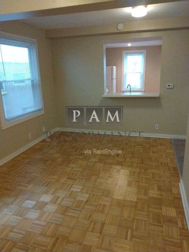 Photo - 1521 N Jefferson St