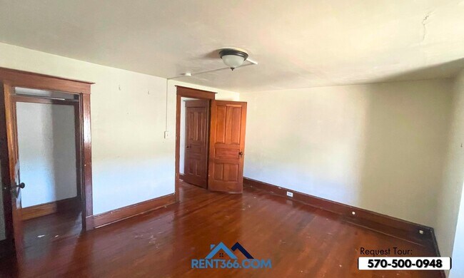 Photo - 405 N 2nd St