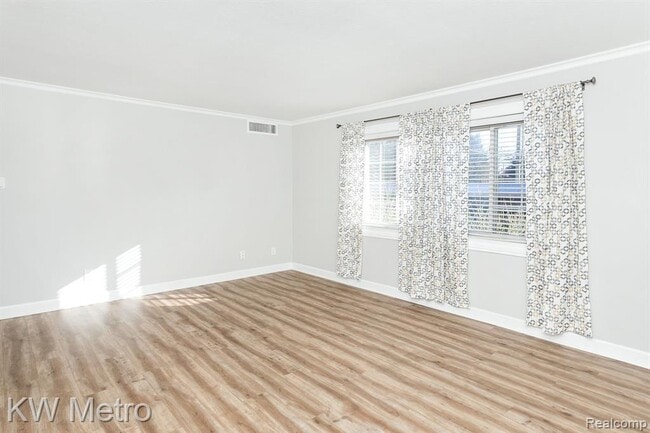 Photo - 2377 Walton Blvd. Unit 11