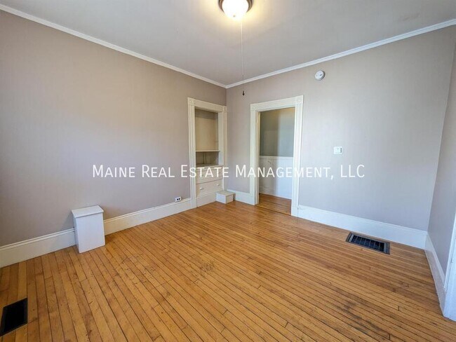 Photo - 6 Fifth St. Apt.-1 Unidad 1