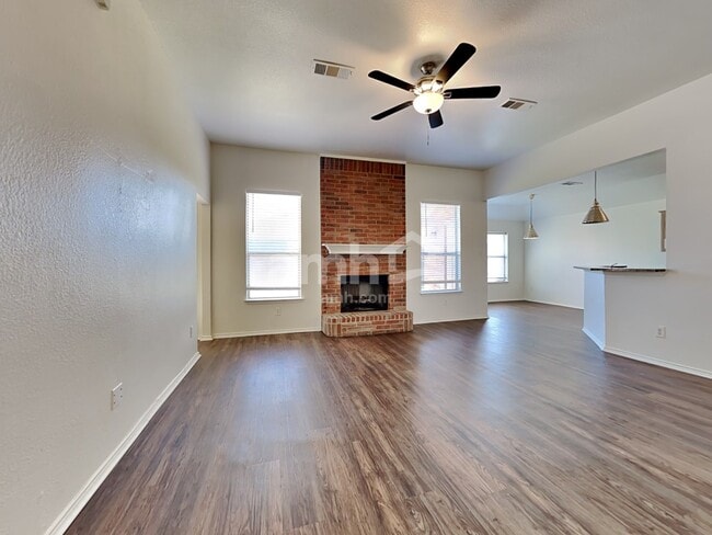 Photo - 824 Wilderness Pass