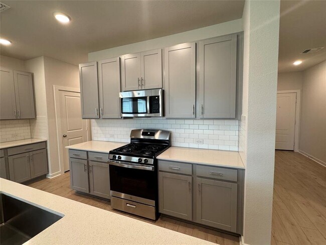 Photo - 75 Hereford Lp