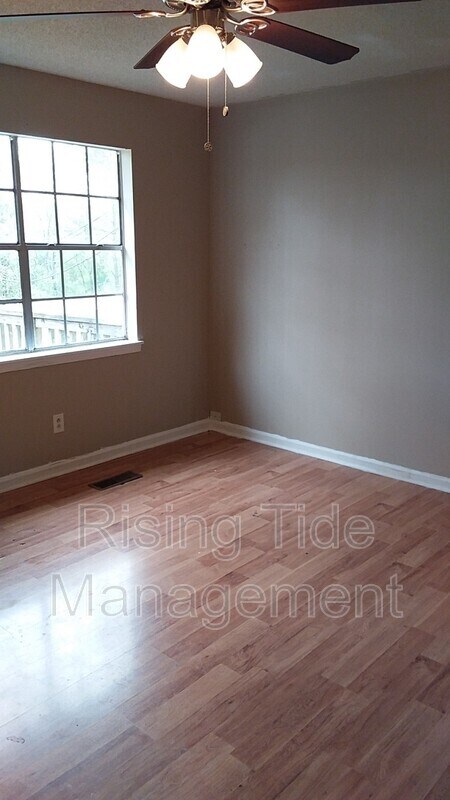 Photo - 5502 Mary Munger Rd