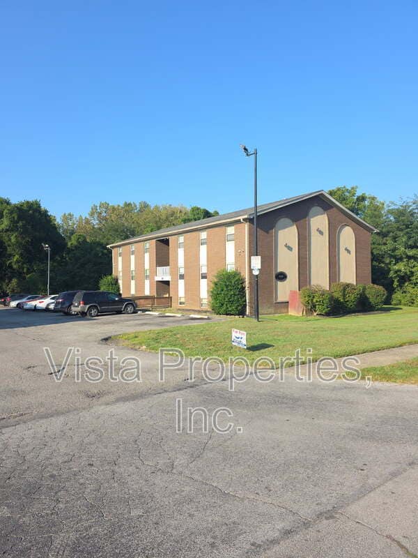 Building Photo - 4119 Glen Hill Manor Dr Unit Apt #6