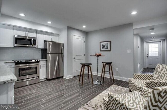 Building Photo - 3740 9th St NW Rental