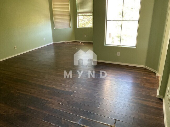 Photo - 10397 W Foothill Dr