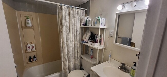 Photo - 240 Kelton St Unit 24