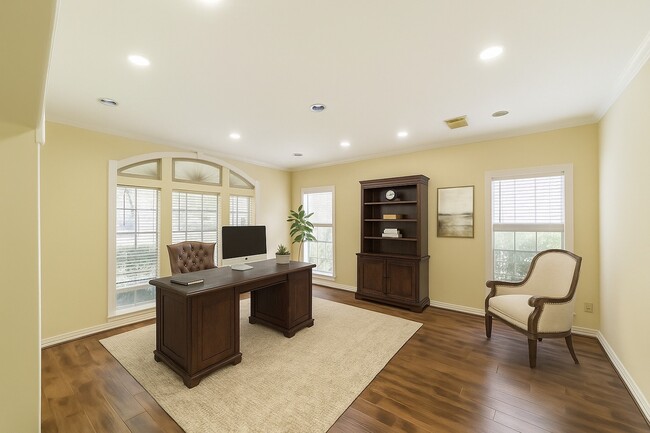 Photo - 1706 Galleon Oaks Dr