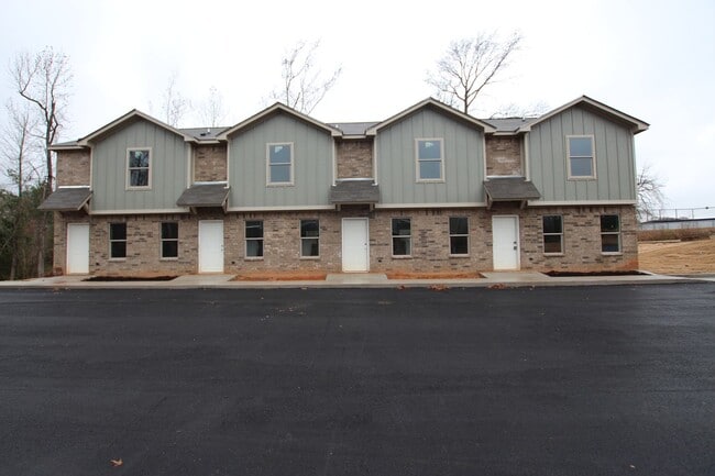 Photo - 1214 Brad Cir Unit B