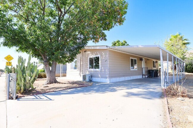 315 N Palomar Ave