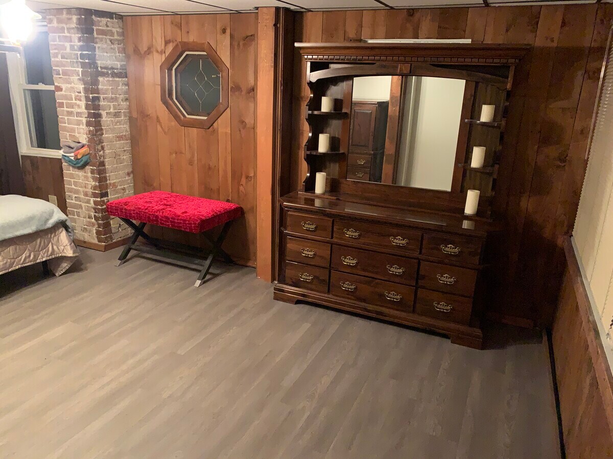 Photo - 729 Loretta St