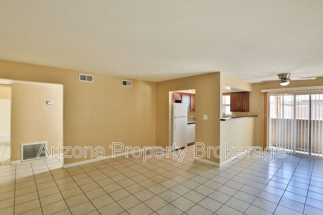 Photo - 601 W Rio Salado Pkwy Condo Unit #102