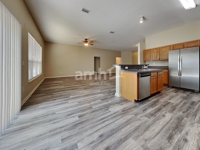 Photo - 14015 Fish Eagle Dr E