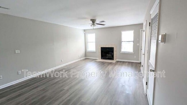 Photo - 157 Pine Shadow Dr