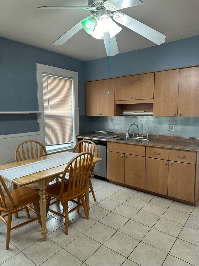 Photo - 24 Olcott St Unidad 24 Olcott st