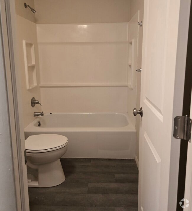 Building Photo - 168 Sackett Rd Rental