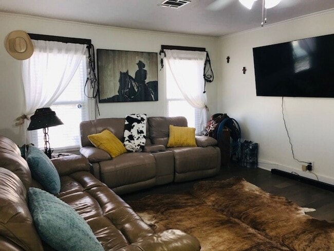 Photo - 2 bed 1 bath home for lease