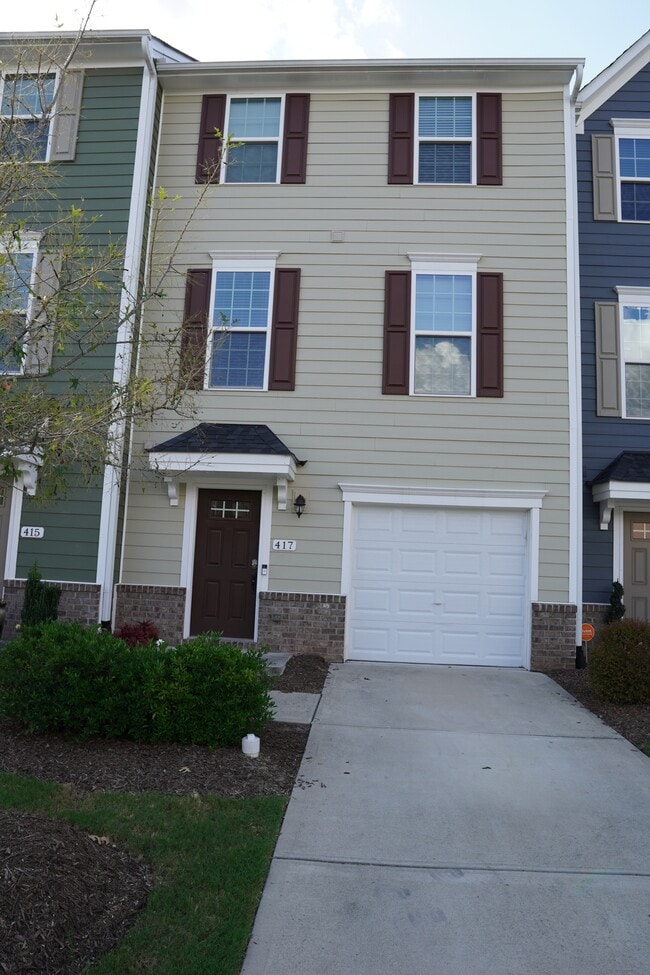 Building Photo - 417 Cross Country Way Rental