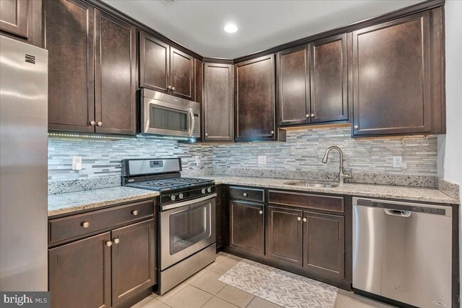Photo - 4023 Derby Ct Unit 4023