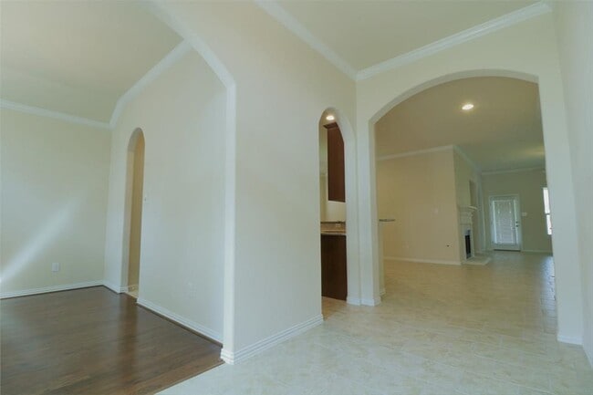 Photo - 1922 Pontius Dr