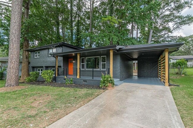 Photo - 2352 Glendale Dr