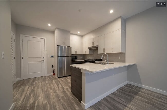 Photo - 62 Broadway Unidad 205