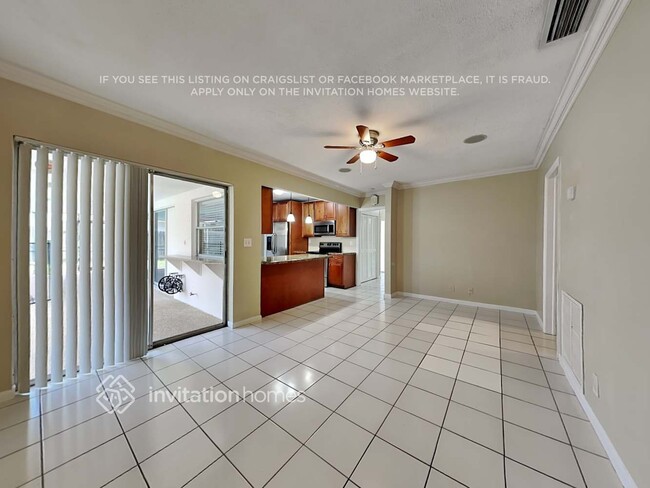 Photo - 1451 SW 10th St