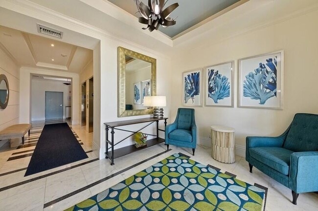 Photo - 100 NE 6th St Unidad 506